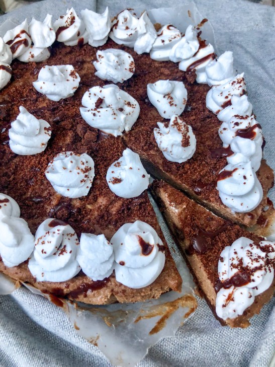 full cookies n cream cake