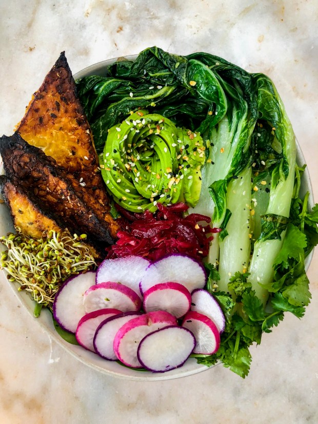 Miso glazed tempeh bowl